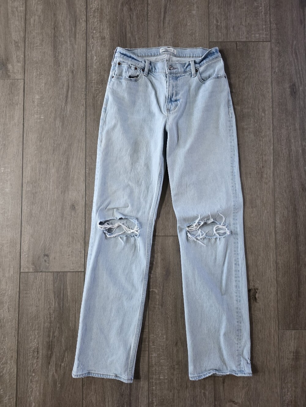 Abercrombie & Fitch - The Baggy Low Rise Jean - 29 Waist XL Inseam
